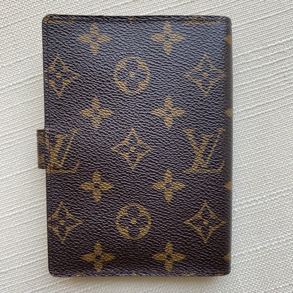 Authentic Louis Vuitton Canvas Agenda PM Monogram.Made in Spain. - Picture 2 of 9